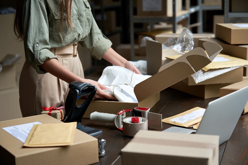 individual kitting for cosmetics fulfillment services